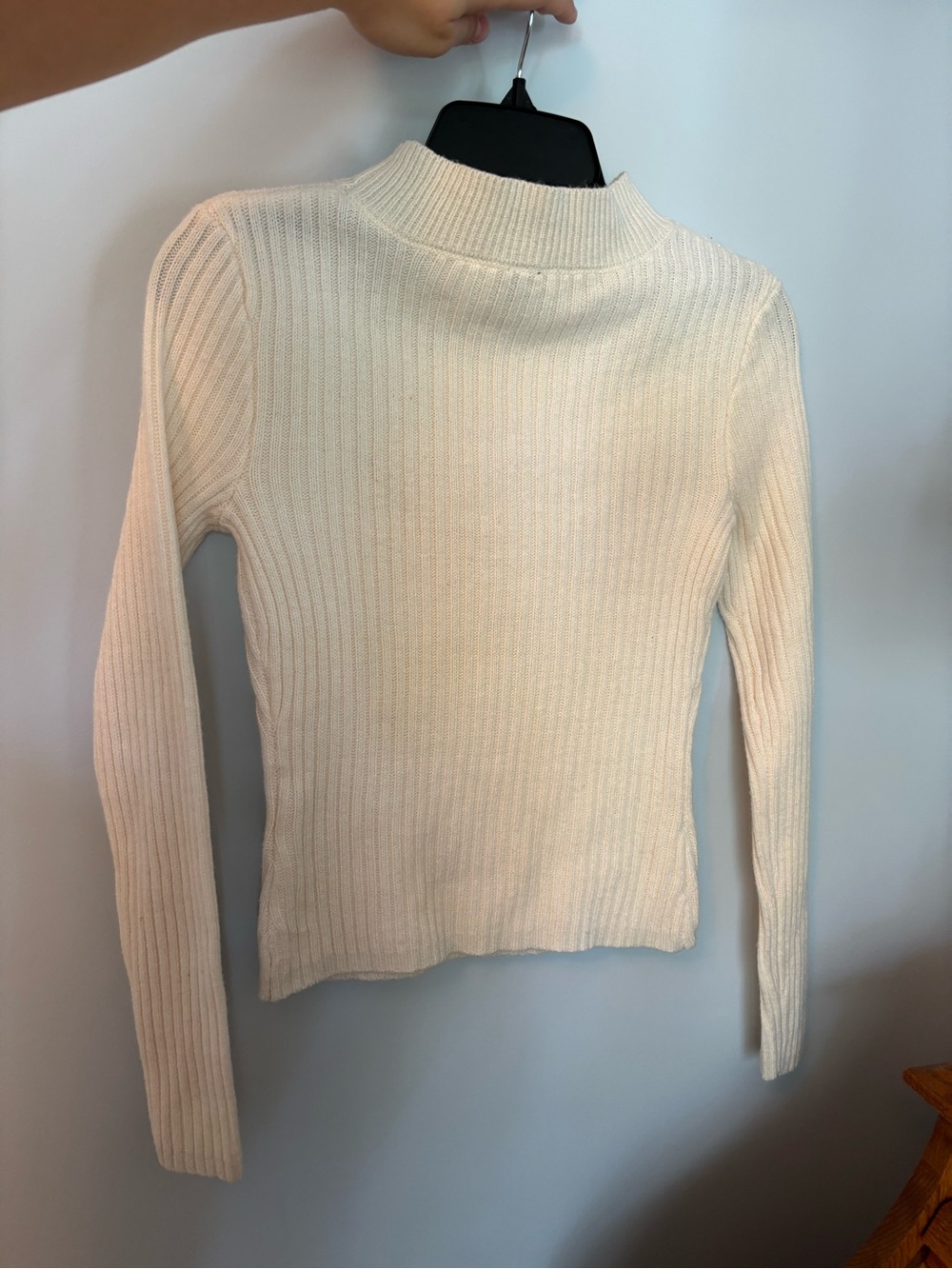 H&M Cream Ribbed Mock Neck Sweater - Picture 3 of 4